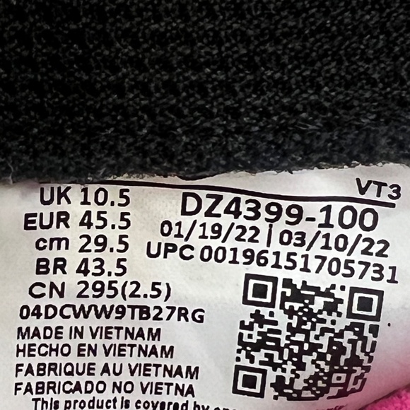 Nike Air Max Pre-Day Platinum Volt Running Shoes DZ4399-100 Men's Size 11.5 - Picture 7 of 8